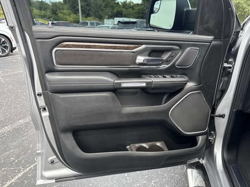 Used 2019 RAM 1500 Laramie image 17