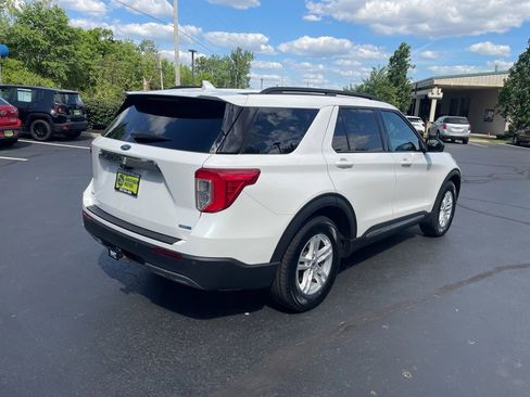 Used 2020 Ford Explorer XLT w/ Equipment Group 202A AWD/4WD image 7
