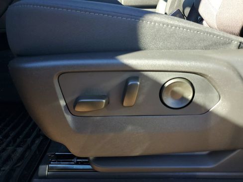 New 2026 Chevrolet Silverado 1500 Custom Trail Boss w/ LPO, Dark Essentials Package AWD/4WD image 21