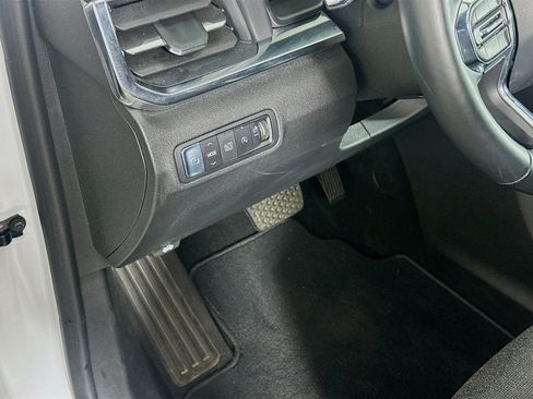 Used 2026 GMC Terrain Elevation FWD image 17