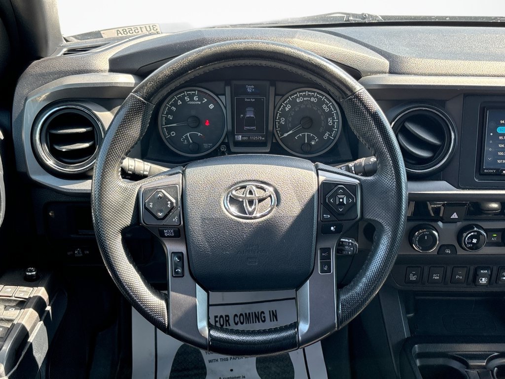 Used 2018 Toyota Tacoma TRD Off-Road w/ Technology Package AWD/4WD image 23