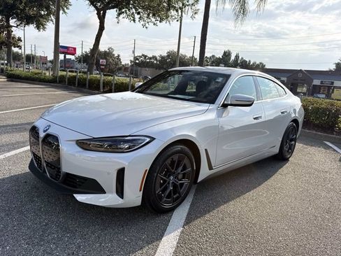 Used 2023 BMW i4 eDrive35 RWD image 7