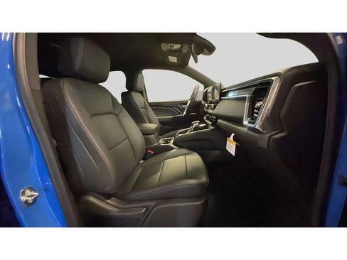 New 2026 GMC Canyon Elevation w/ Convenience Package image 17