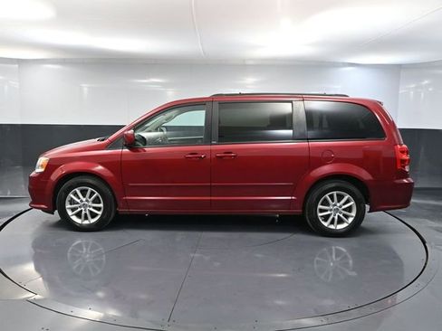 Used 2014 Dodge Grand Caravan SXT w/ Rear Park Assist Package image 8