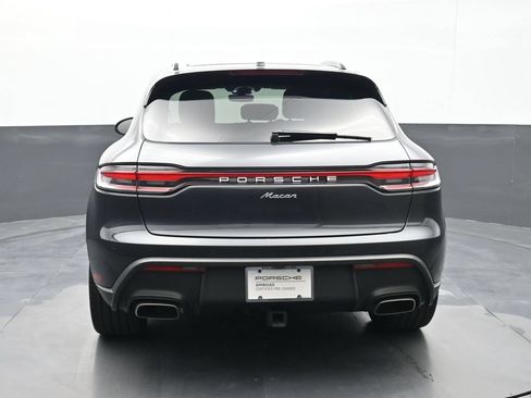 Certified 2025 Porsche Macan AWD/4WD image 20