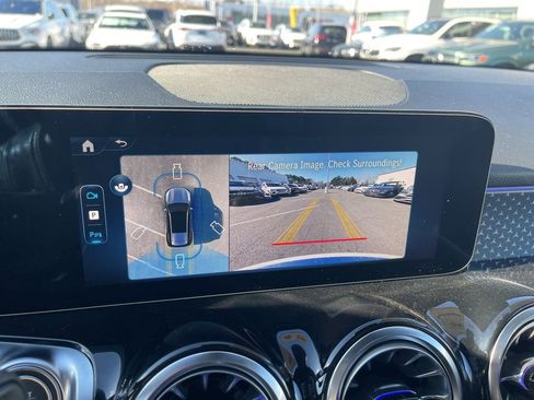 New 2026 Mercedes-Benz GLB 250 4MATIC image 12