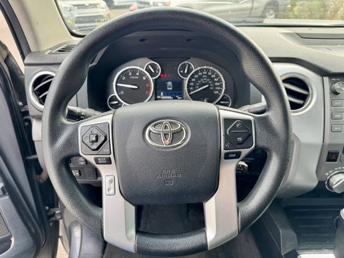 Used 2016 Toyota Tundra SR5 image 17