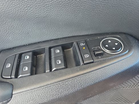 Certified 2024 Kia Seltos S AWD/4WD image 27
