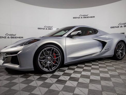 Used 2023 Chevrolet Corvette Z06 w/ LPO, Roadside Safety Package image 5