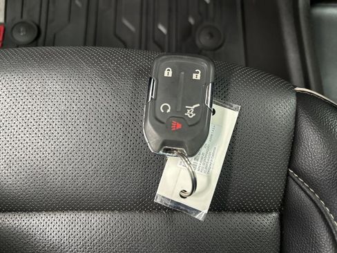 Used 2023 GMC Acadia Denali w/ Trailering Package image 48