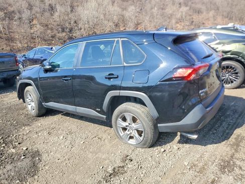 Used 2024 Toyota RAV4 LE image 4