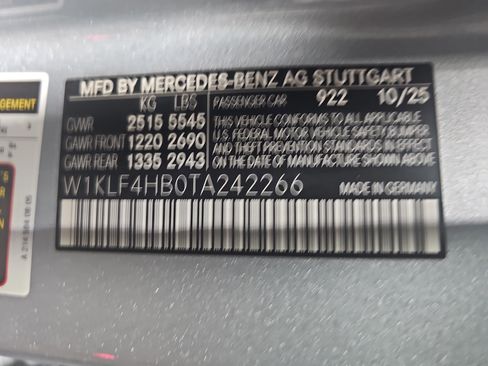 New 2026 Mercedes-Benz E 350 4MATIC Sedan image 38