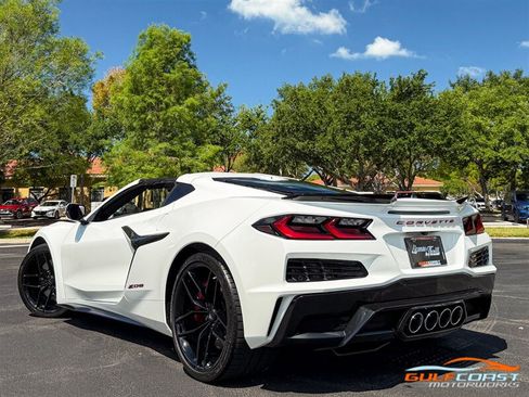 Used 2025 Chevrolet Corvette Z06 RWD image 48