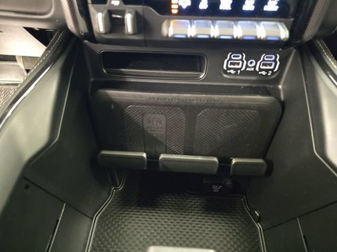 Used 2023 RAM 1500 Limited AWD/4WD image 32