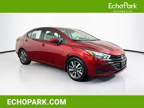 Used 2025 Nissan Versa SV w/ Trunk Package FWD image 1