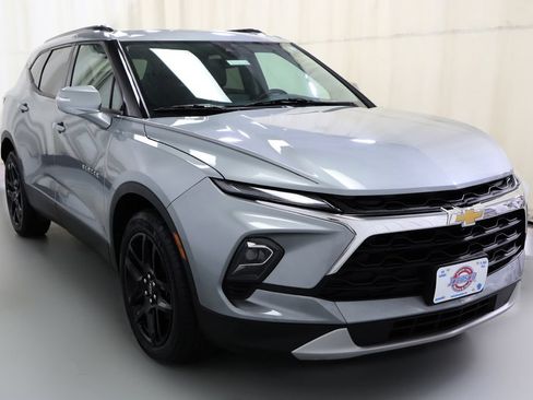 Certified 2024 Chevrolet Blazer LT w/ Sound & Technology Package AWD/4WD image 17