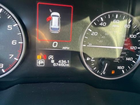 Used 2024 Subaru Outback Premium AWD/4WD image 18