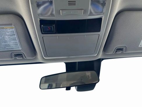 Used 2020 Toyota Tacoma SR image 16