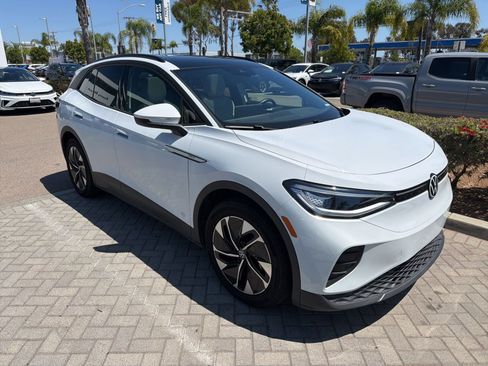 Used 2022 Volkswagen ID.4 Pro S image 3