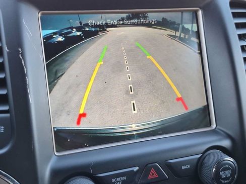 Used 2017 Jeep Grand Cherokee Overland AWD/4WD image 28