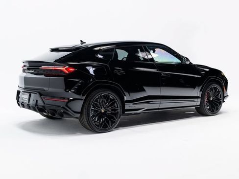 Used 2025 Lamborghini Urus SE AWD/4WD image 70