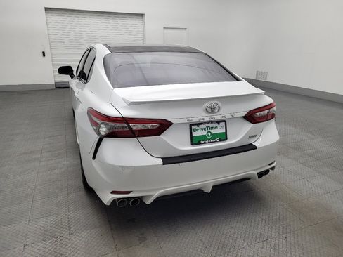 Used 2018 Toyota Camry XSE image 6