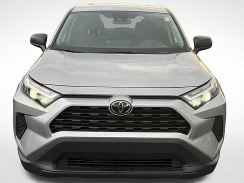 Used 2025 Toyota RAV4 LE AWD/4WD image 3