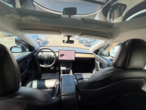 Used 2022 Tesla Model Y Performance AWD/4WD image 7