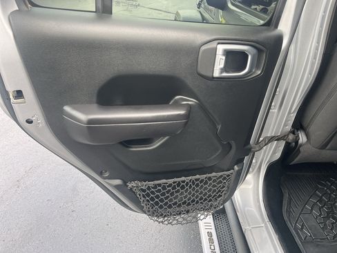 Used 2020 Jeep Wrangler Unlimited Sport S AWD/4WD image 27