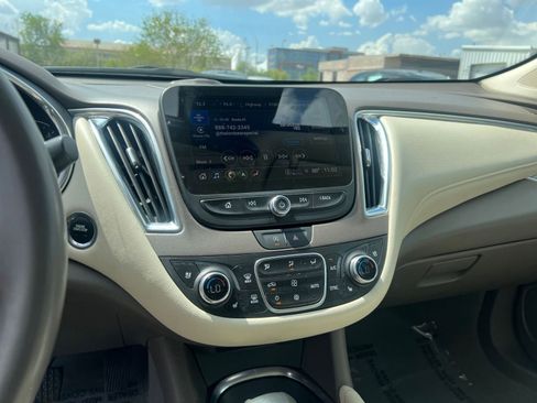 Used 2024 Chevrolet Malibu LT image 21