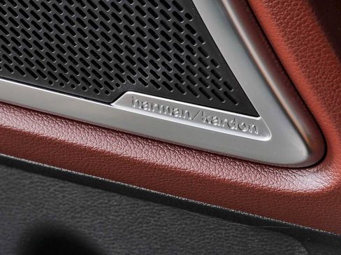 Used 2025 Kia Telluride SX FWD image 7