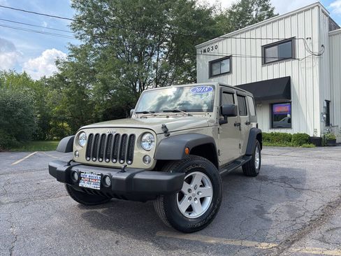 Used 2018 Jeep Wrangler Unlimited Sport S AWD/4WD image 1