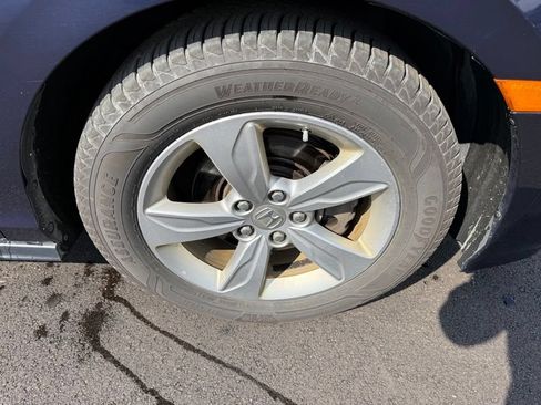 Used 2018 Honda Odyssey EX image 12