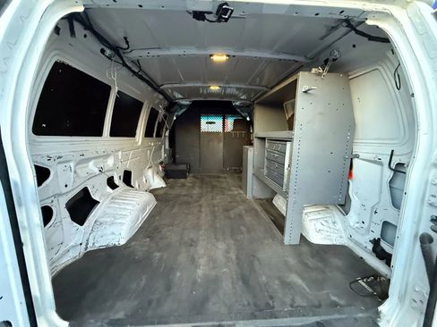 Used 2013 Ford E-150 and Econoline 150 w/ PWR Group image 8