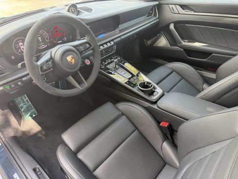 New 2026 Porsche 911 Carrera GTS RWD image 4