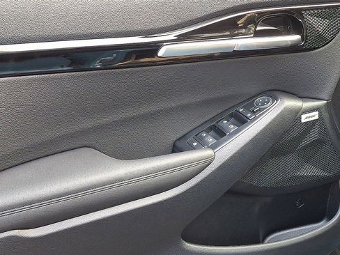 New 2026 Kia Seltos SX image 7