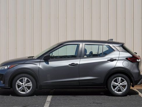 Used 2024 Nissan Kicks S FWD image 42