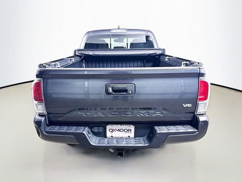 Used 2023 Toyota Tacoma TRD Sport w/ TRD Premium Sport Package AWD/4WD image 6
