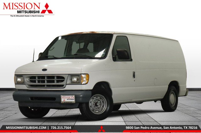 Used 2002 Ford E-150 and Econoline 150 RWD image 1