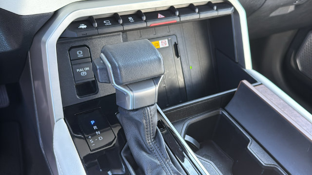 Used 2024 Toyota Sequoia Capstone AWD/4WD image 17
