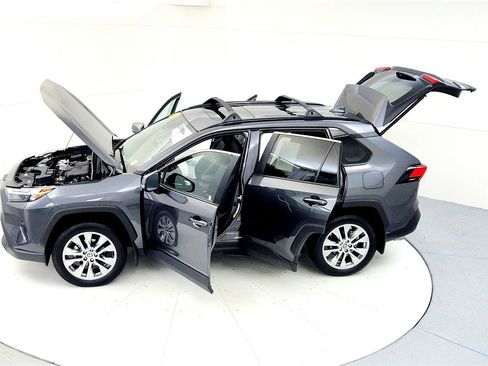 Certified 2024 Toyota RAV4 XLE Premium image 22