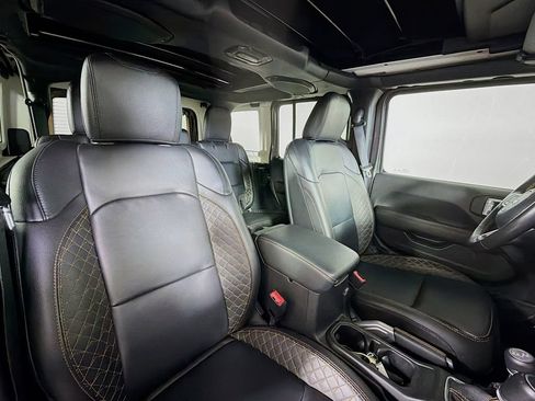 Used 2021 Jeep Wrangler Unlimited Sahara AWD/4WD image 24