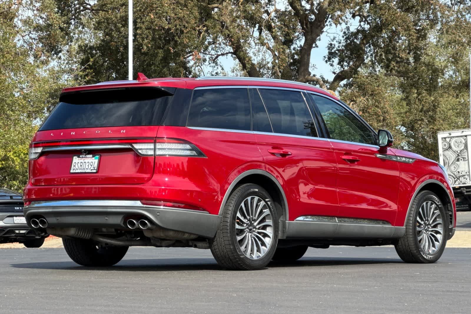 Used 2020 Lincoln Aviator Reserve RWD image 2