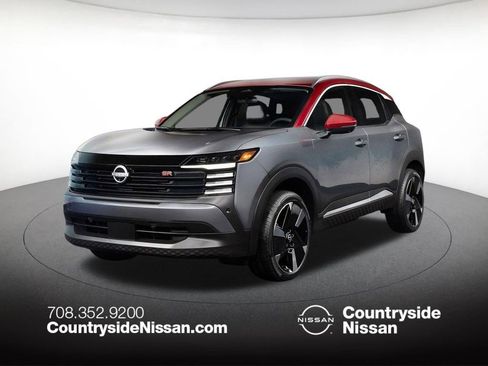 Used 2025 Nissan Kicks S AWD/4WD image 1