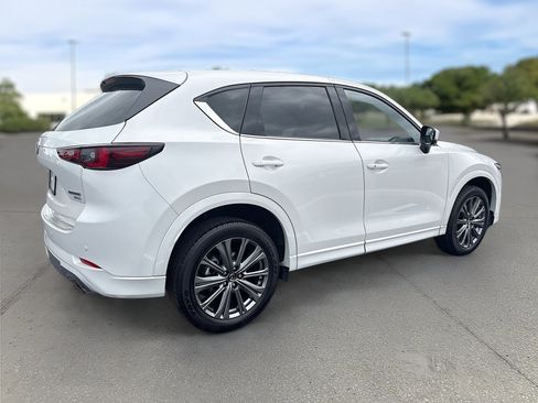 Certified 2024 MAZDA CX-5 Signature image 8