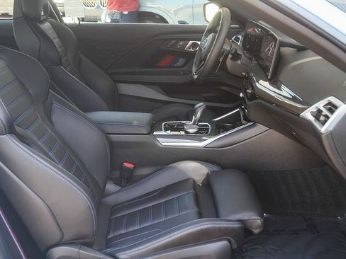 Used 2025 BMW M2 w/ Lighting Package RWD image 13