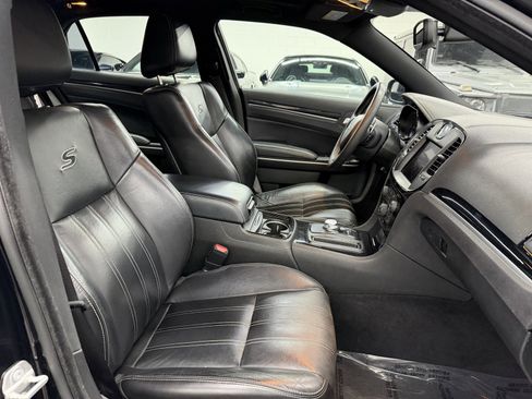 Used 2023 Chrysler 300 S image 24