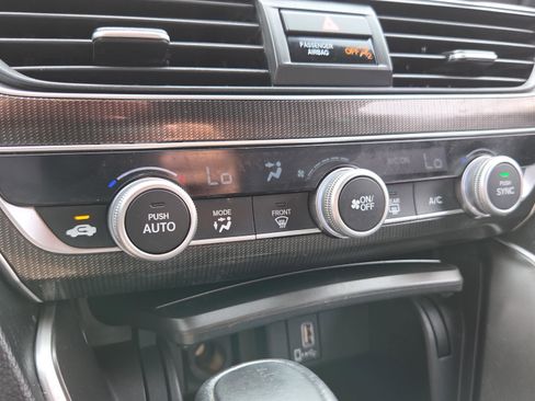 Certified 2018 Honda Accord Sport image 29