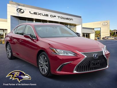 Used 2019 Lexus ES 300h w/ Premium Package
