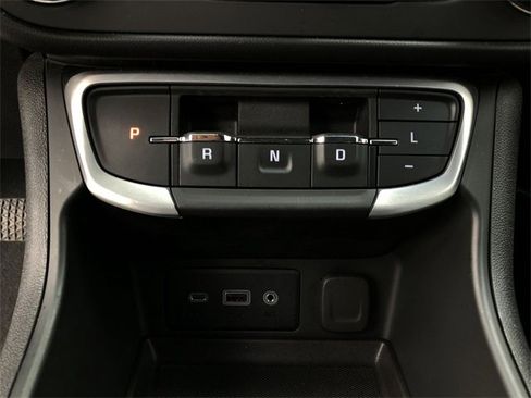 Used 2022 GMC Terrain SLE w/ Driver Convenience Package image 27